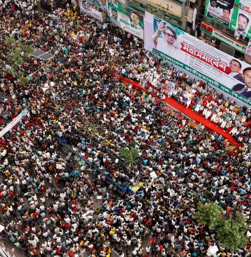 প্রধানমন্ত্রীর পদত্যাগের দাবিতে ঢাকায় বাংলাদেশের বিরোধীদলের বিক্ষোভ